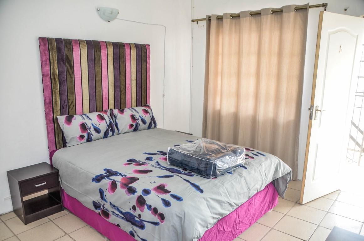 Sani bonani guest house Klerksdorp Extérieur photo